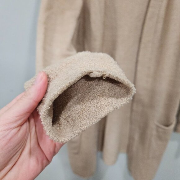 Barefoot Dreams Ivory Cardigan Sweater Pocket Plush Teddy Longline Cream Size XS - Picture 5 of 10
